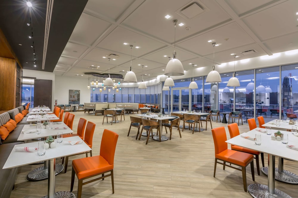 The Summit Hotel - photo 57