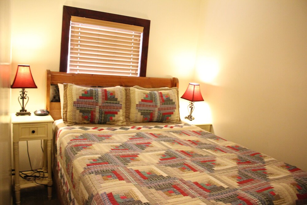 Sessions Retreat & Hotel - photo 13