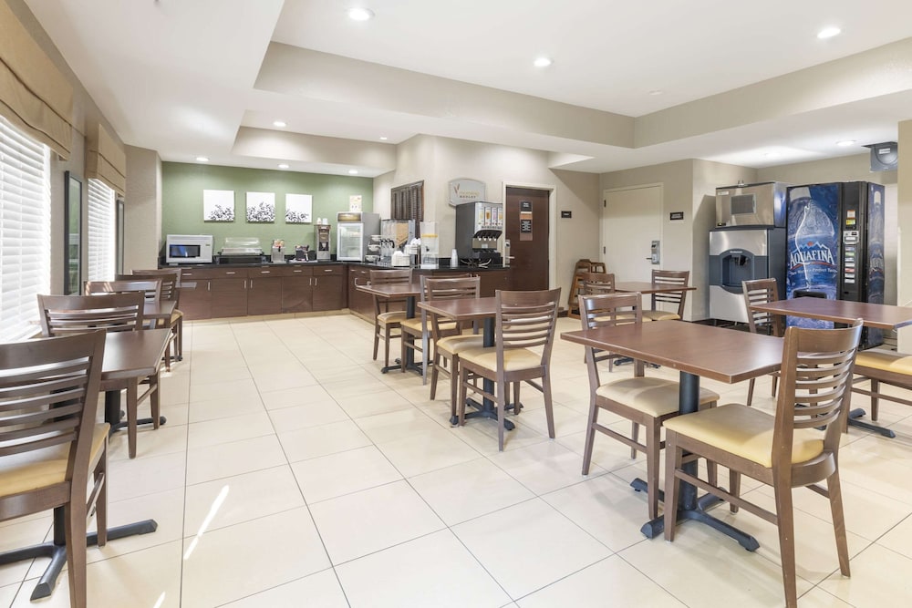 Sleep Inn Sumter - photo 9