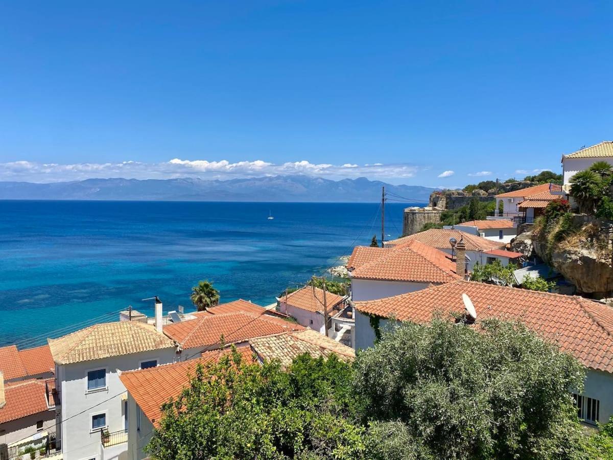 BLU BLU Apartment with Castle View — 4-Star Luxury Hotel in Koroni, Greece