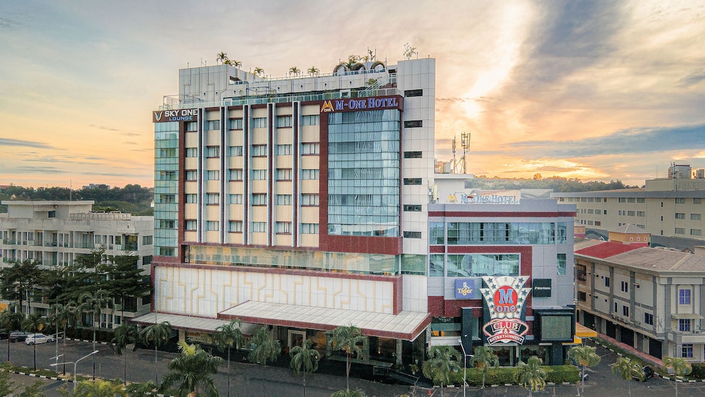 M One Hotel - carbon neutral hotel in Batam