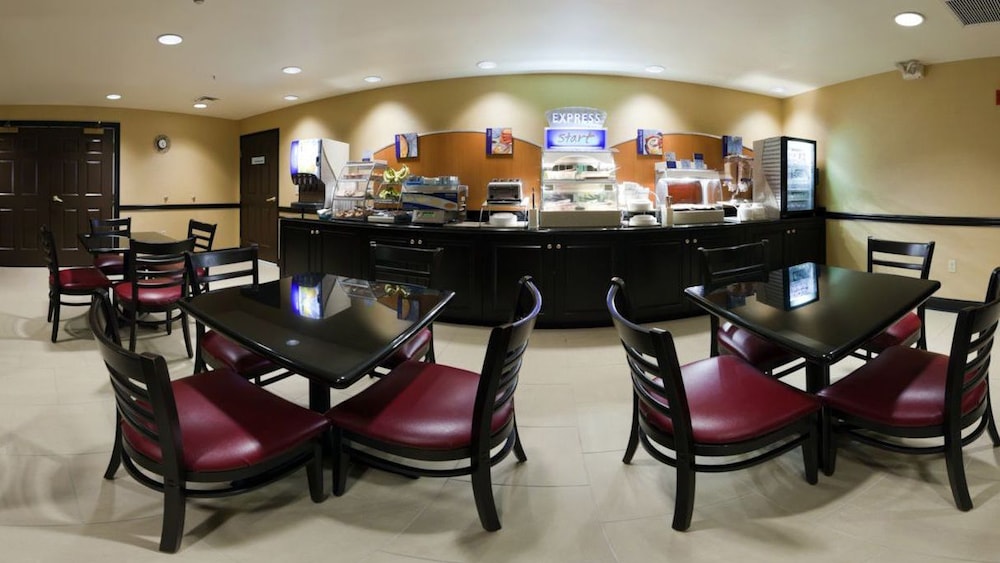 Holiday Inn Express & Suites Columbus East Reynoldsburg by IHG - photo 13