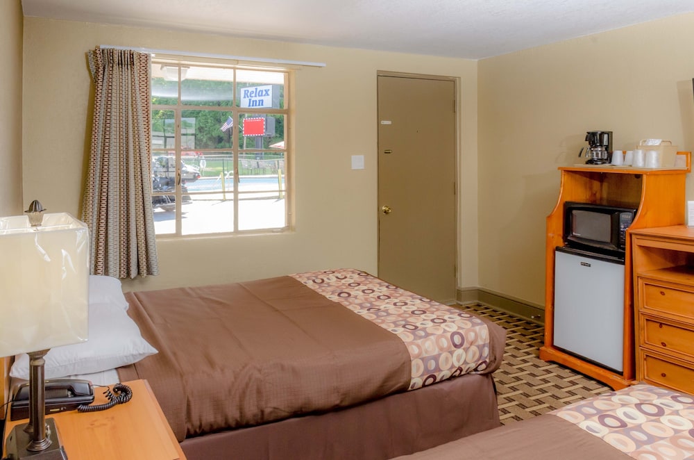 Relax Inn — Bryson City — photo 5