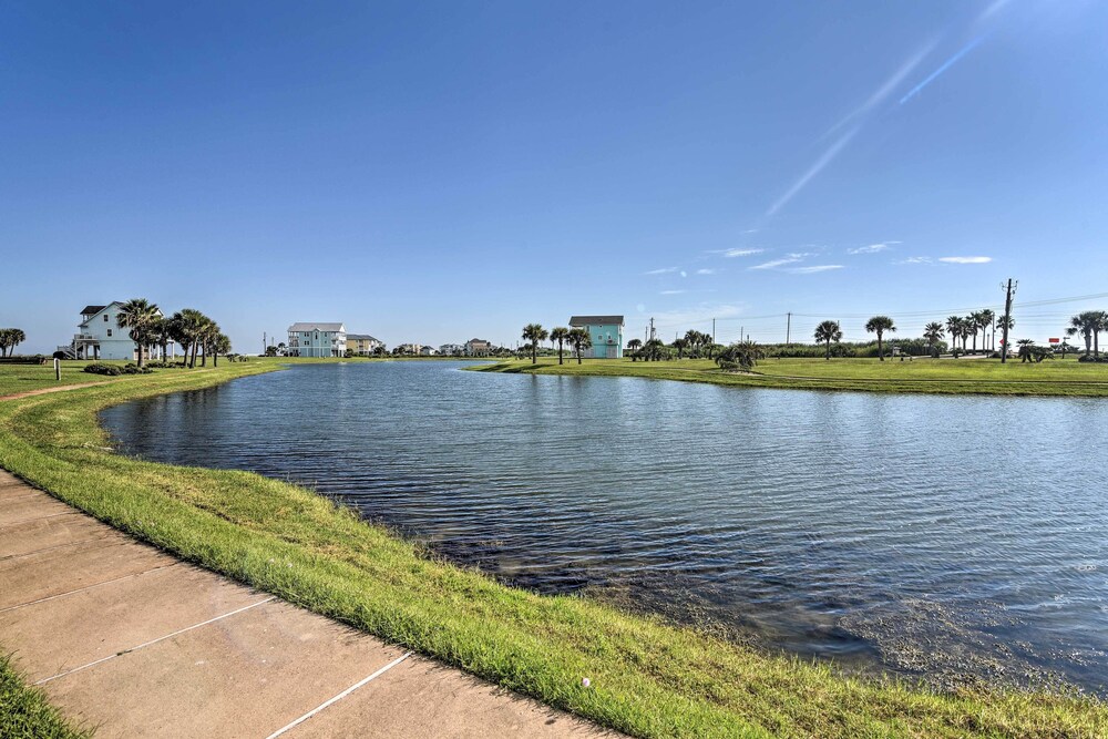 Bay Views Family Friendly Galveston Resort House - photo 25