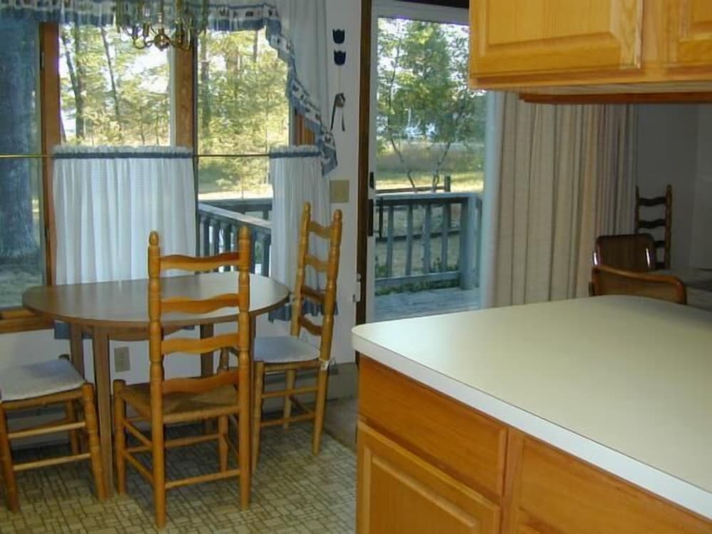 Woodland Motor Lodge - photo 46
