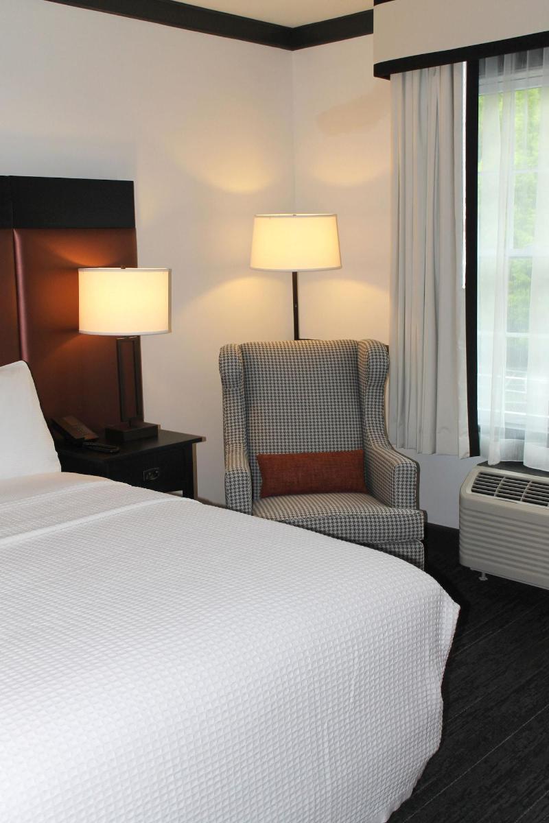 The Craftsman Inn & Suites - photo 22