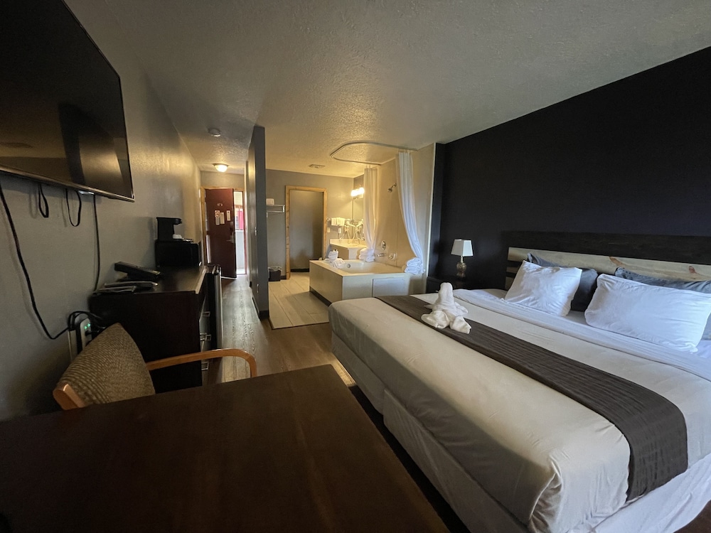Sunnyside Inn & Suites - photo 32