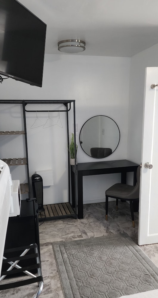 Rose's Motel - photo 15