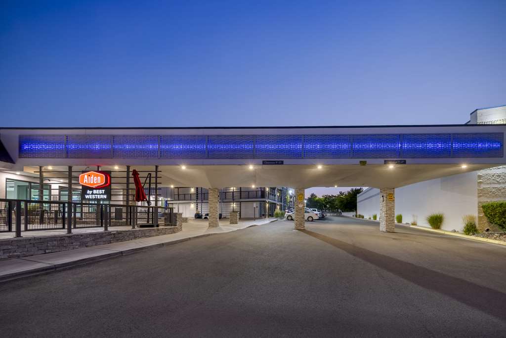 Aiden by Best Western South Reno - photo 2