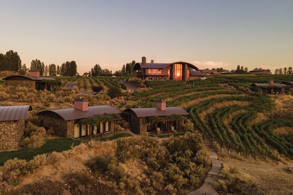 Sagecliffe Resort & Spa in Quincy, United States