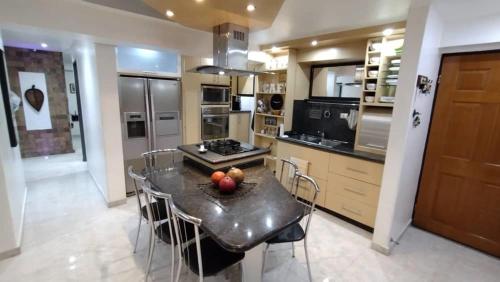 Amplio y Hermoso Apartamento — Maracay — photo 4