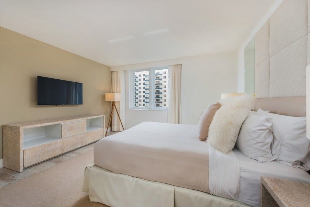 Eco hotel Condo #242489 3 Bedrooms 3 Bathrooms Hotel Room - photo 4