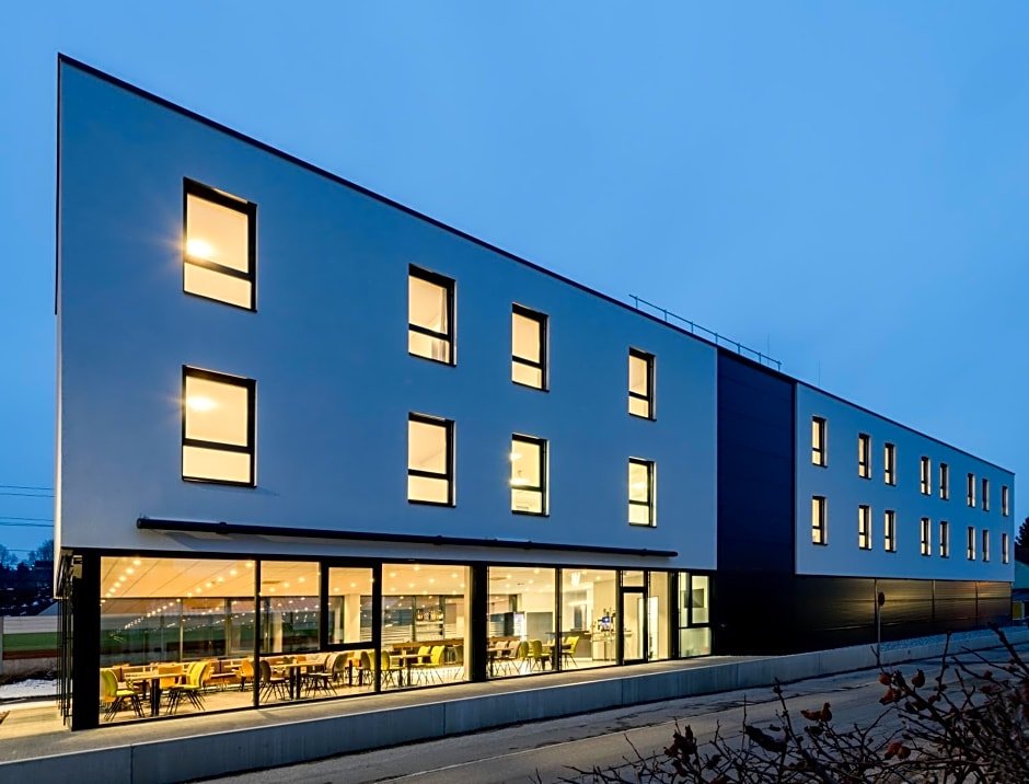 Motel Grieskirchen Superior — Grieskirchen