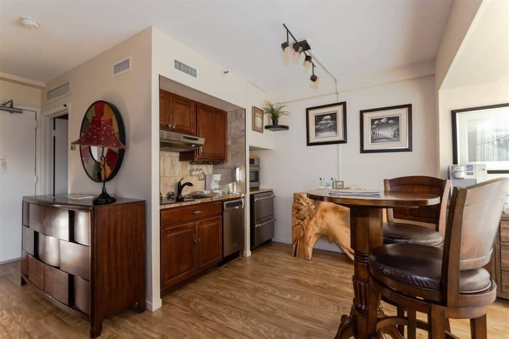 Montauk Manor - photo 29