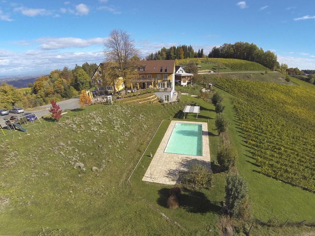Winzerhotel Am Gut Moser — 4-Star Luxury Hotel in Leutschach, Austria