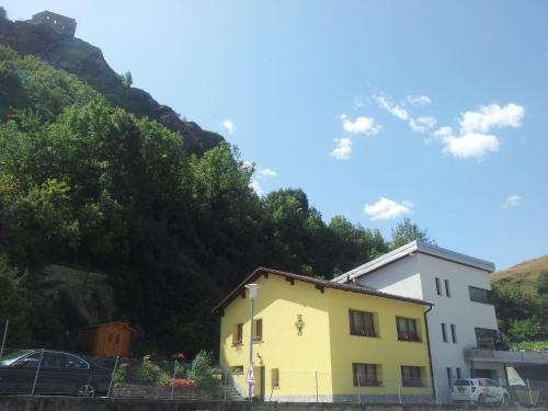 Le Merle Châtelain — Sitten — photo 2