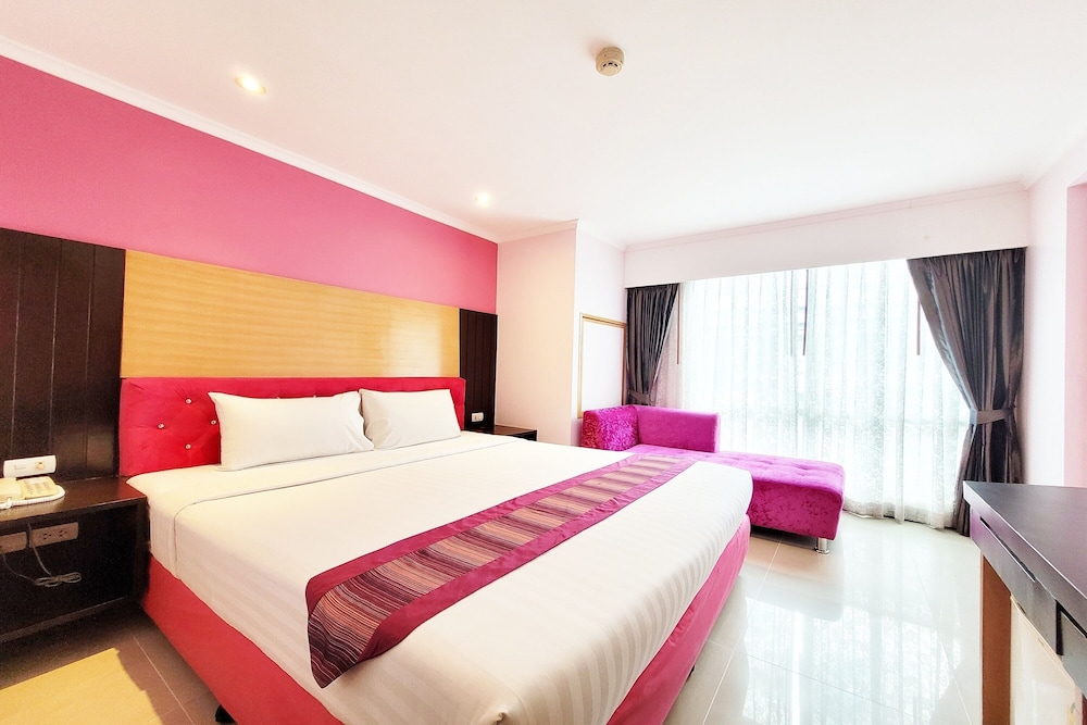 Citin Pratunam Bangkok Hotel by Compass Hospitality