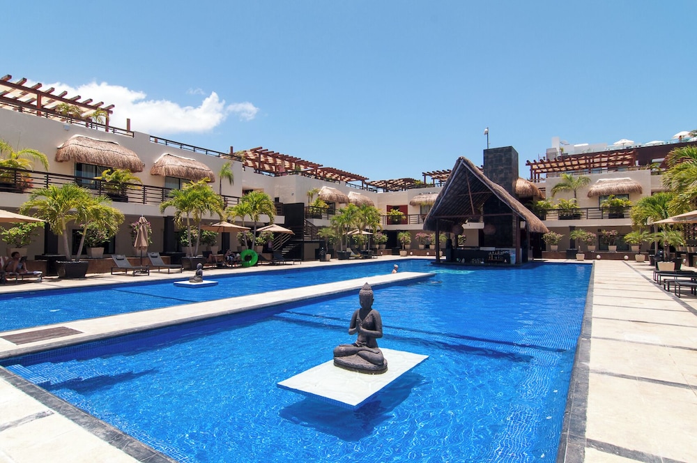 Aldea Thai Tropical Oasis Steps to the Beach — 4-Star Luxury Hotel in Playa Del Carmen, Mexico