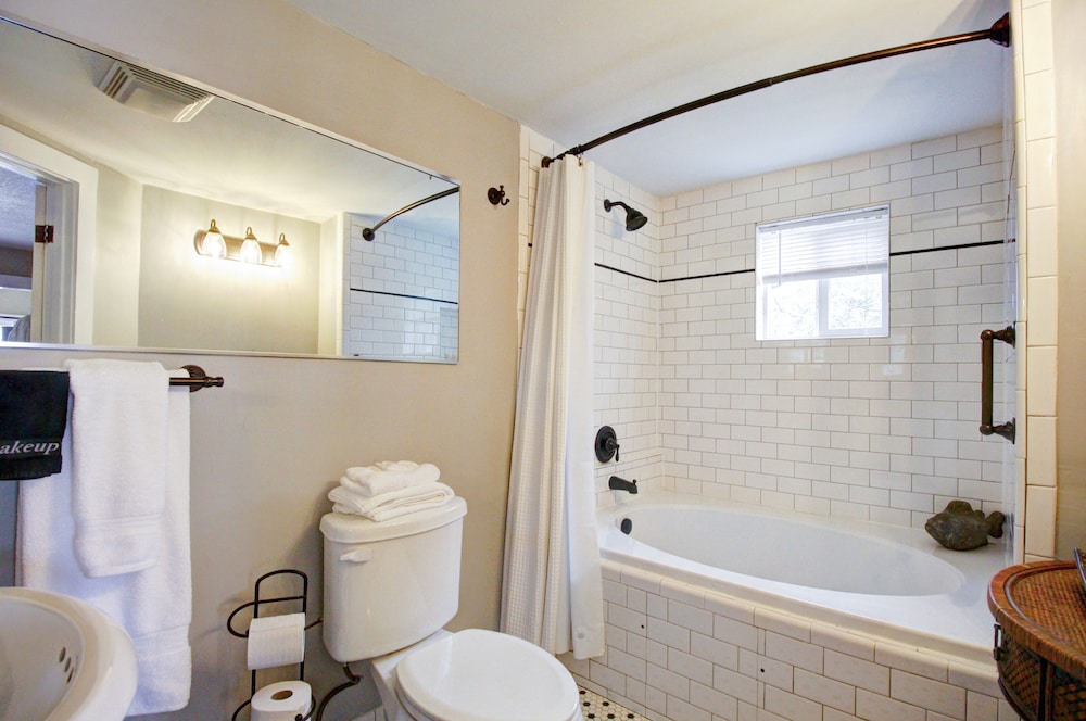 Inn on the Riverwalk - photo 53