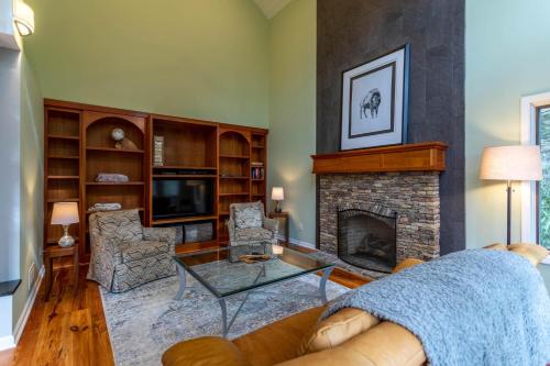 Crooked Creek Inn at Yonahlossee - photo 6