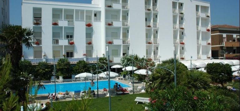 Parco delle Rose - carbon neutral hotel in Silvi