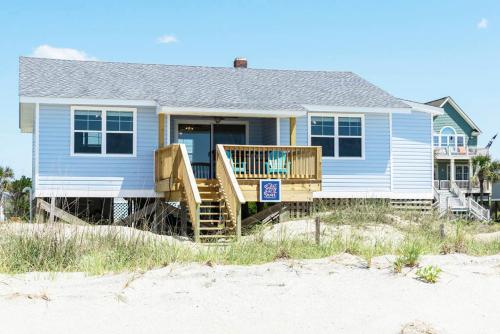 Salty But Sweet by Oak Island Accommodations - photo 7