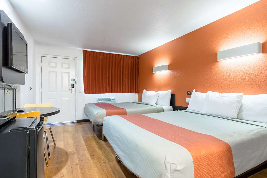 Motel6 Riverside CA UCR East - photo 18