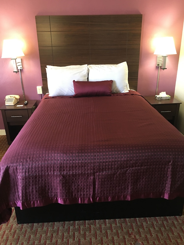 Silver Princess Motel - photo 7