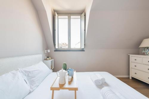 Easylife Milano Canonica 77 Parco Sempione — 4-Star Luxury Hotel in Milan, Italy