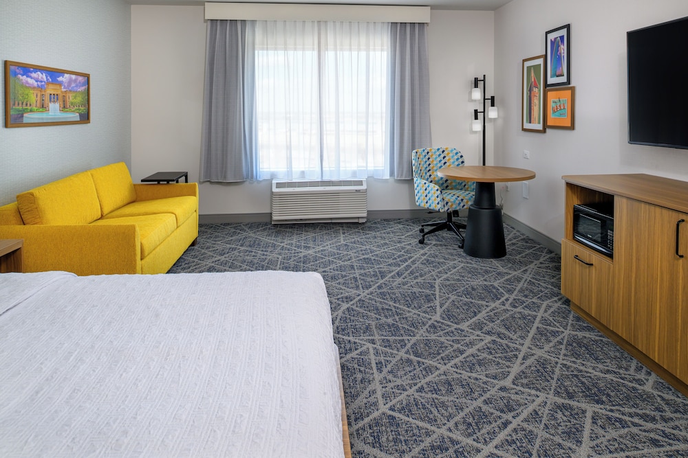 Hampton Inn by Hilton St. Louis Airport - photo 20