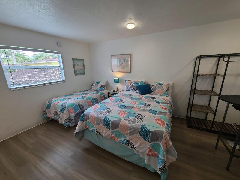 Sun Island Motel - photo 50