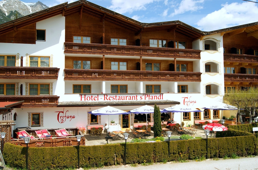 Bergidyll & Hotel Trofana in Leutasch, Austria