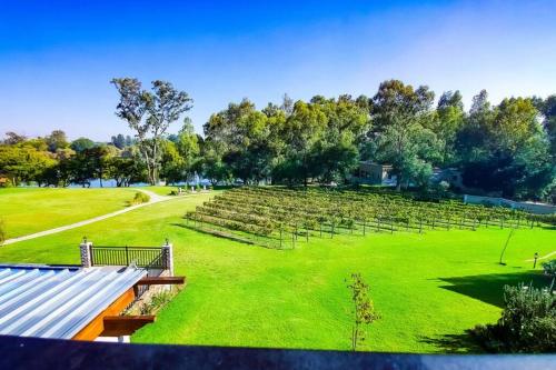 Exquisite Pont de Val Riverside Escape Apartment — 4-Star Luxury Hotel in Parys, South Africa