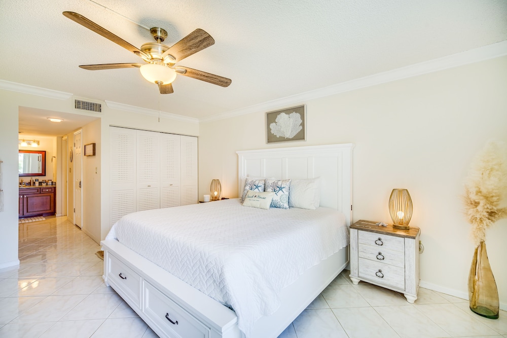 Sunny Fort Pierce Resort Condo w Beach Access - photo 4