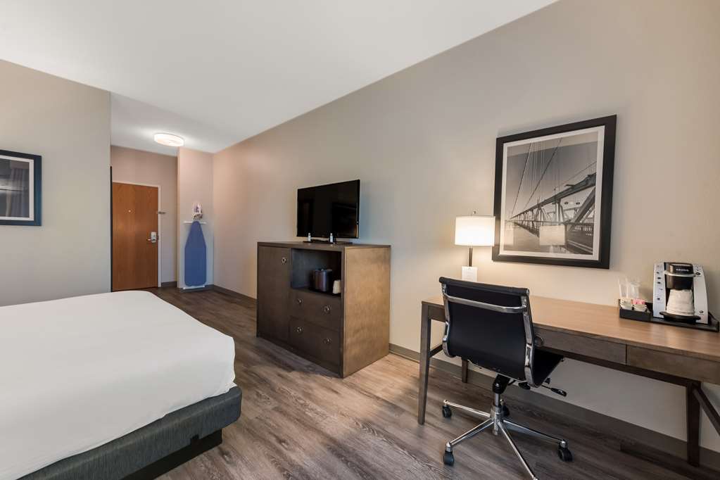 SureStay Plus by Best Western Highland Poughkeepsie - photo 18