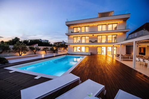 Magical Zadar Villa 6 Bedrooms Villa Ocean Fantasy Astounding Sea Views — 4-Star Luxury Hotel in Bibinje, Croatia