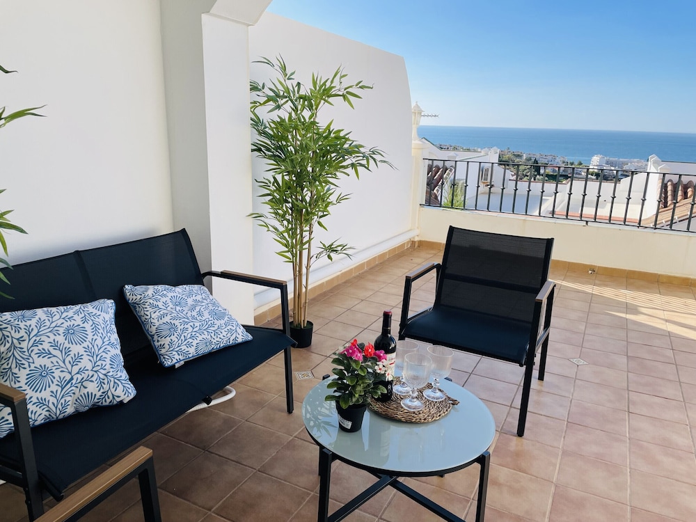 Apartamento Vista serena en Torrox Park — 4-Star Luxury Hotel in Torrox, Spain