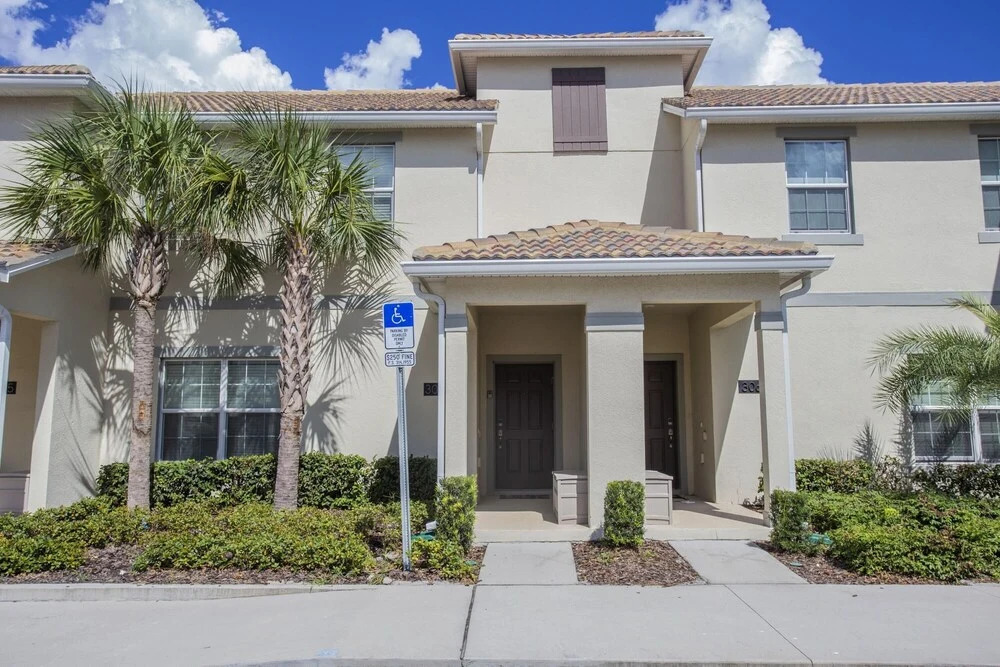 Four Bedroom @ Storey Lake Resort Close to Disney w Pool 3063 - featured photo