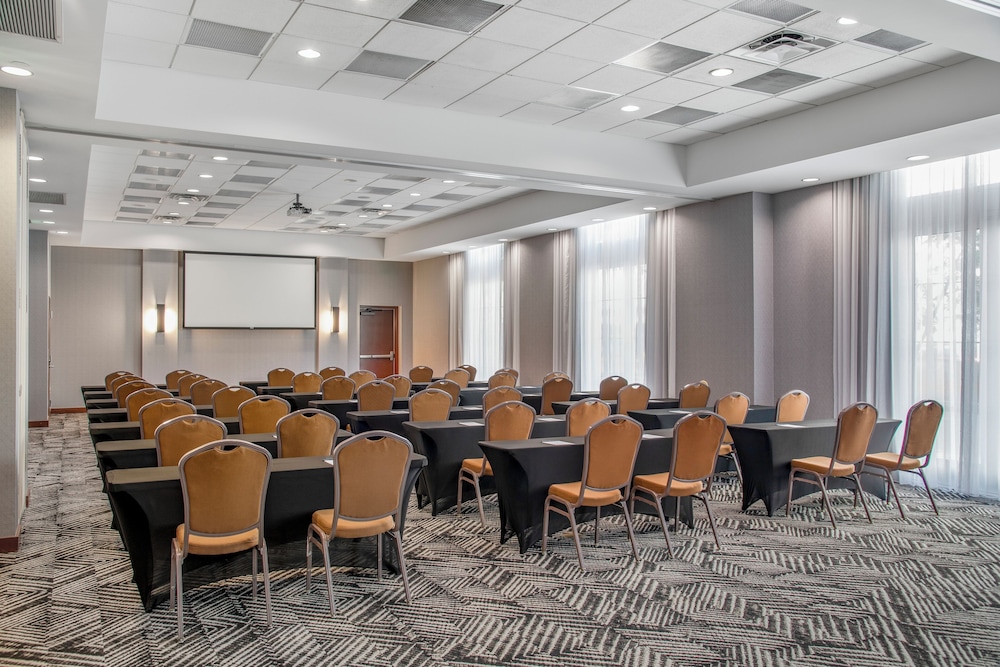 Hyatt Place Riverside Downtown - photo 47