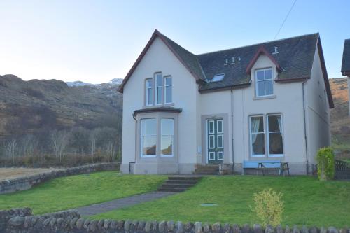 Beach House Carrick Castle — 4-Star Luxury Hotel in Dunoon, United Kingdom