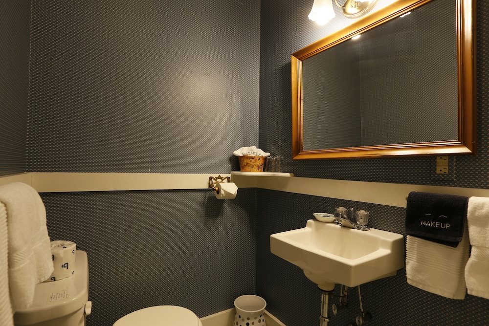 Deerfield Valley Inn - photo 40