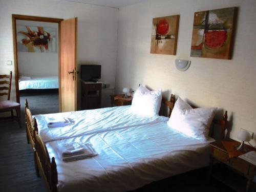 Garni Hotel Im Fachwerkhof — Simmerath
