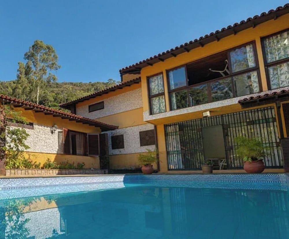 Mansão Bardô em Morin 5qts Piscina e Academia SH111D in Petropolis, Brasil