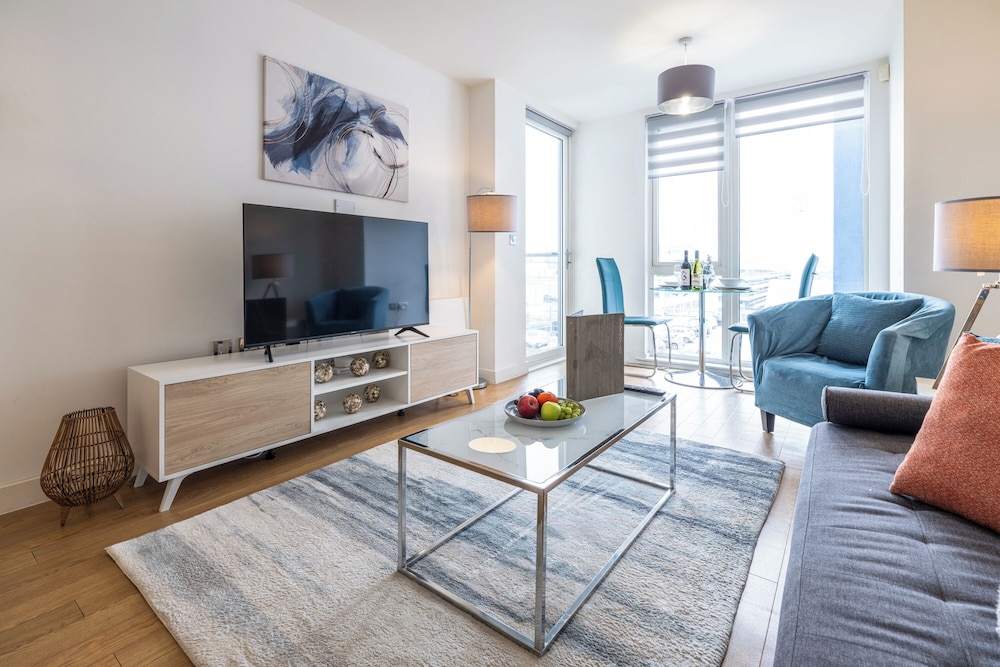 Brightleap Apartments The Hub — 4-Star Luxury Hotel in Milton Keynes, United Kingdom