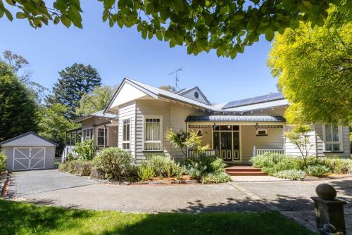 Twenty 2 Abbey in Leura, Australia