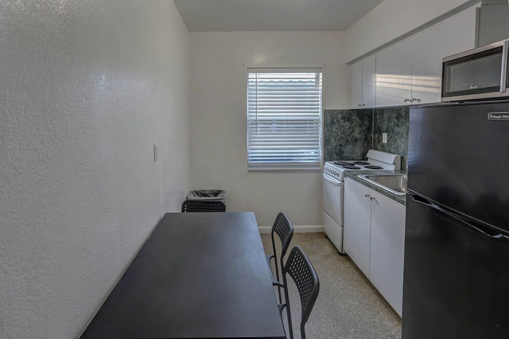 Green Seas Motel - photo 45