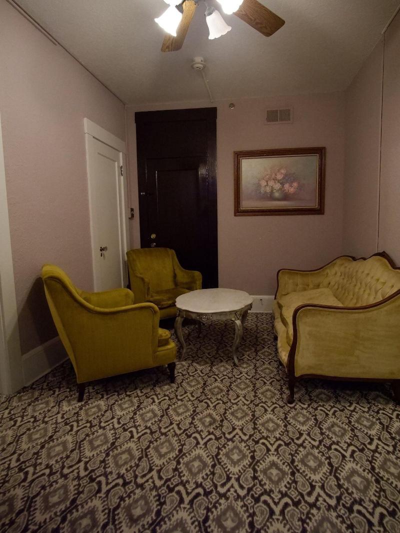 The DeLand Hotel - photo 36