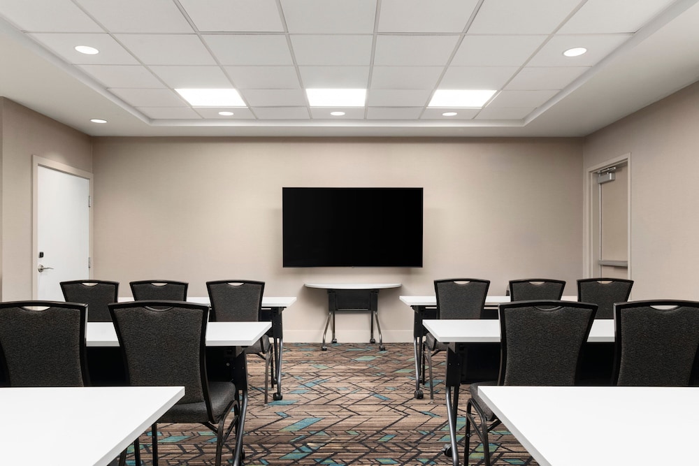 Residence Inn by Marriott Kingston - photo 38