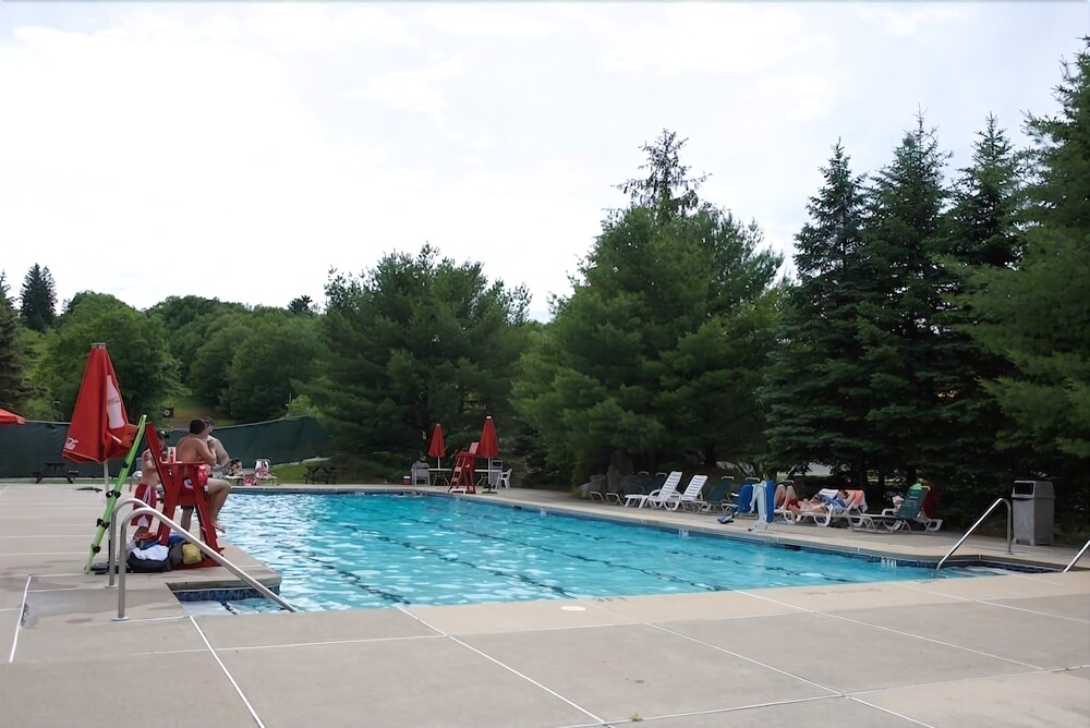 Split Rock Resort - photo 37