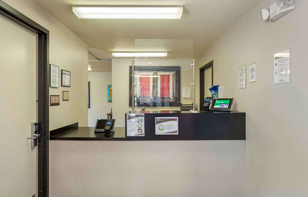 Extended Stay America Suites Cleveland Middleburg Heights - photo 5